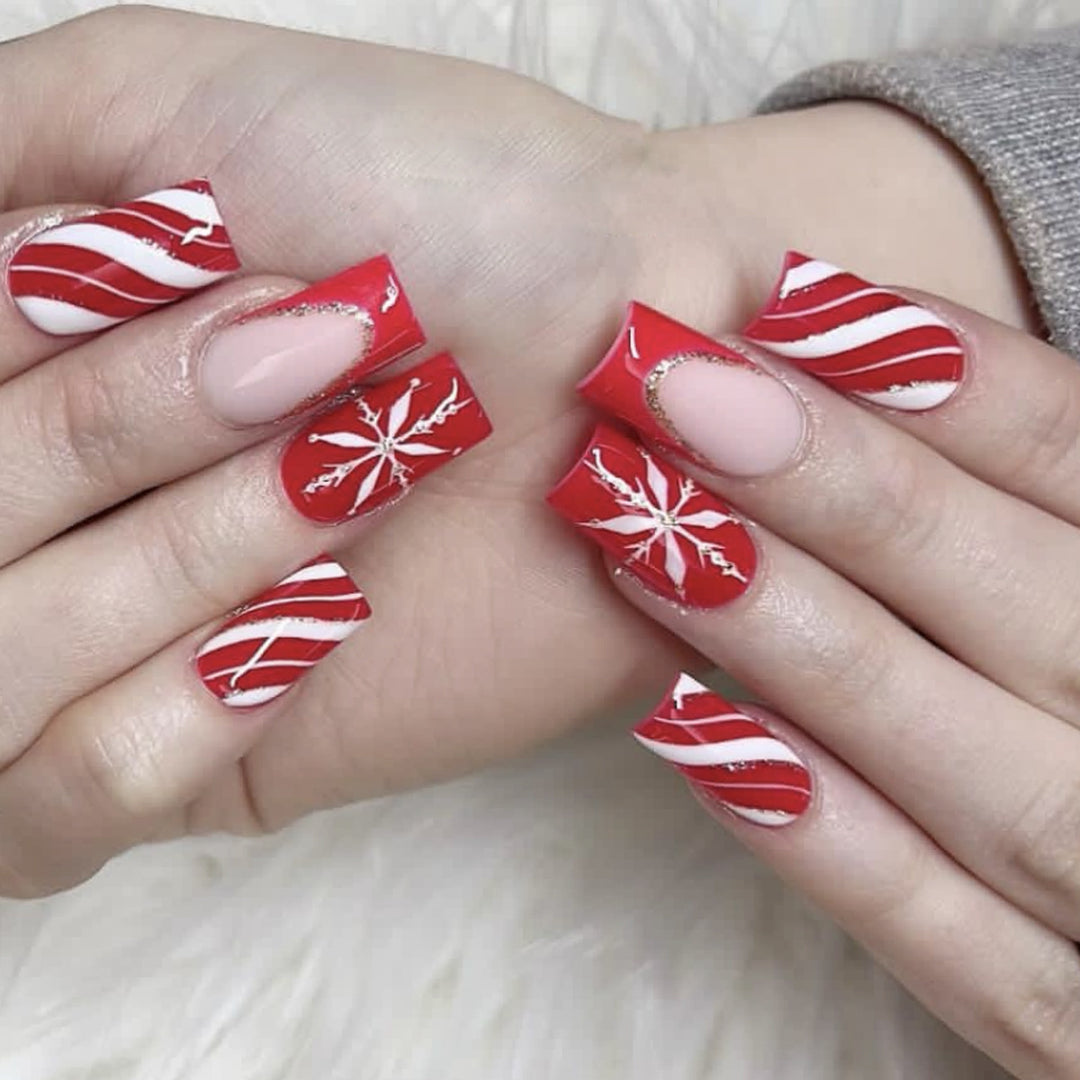 Festive Winter-Themed Nail Art Design Kalsten