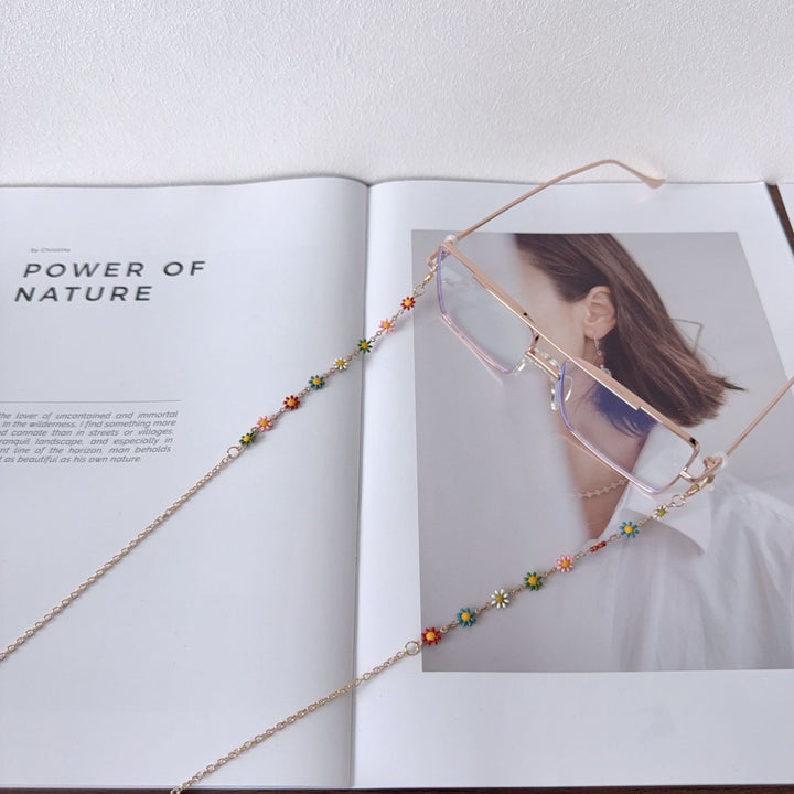 Floral-Accented Eyewear Chain Kalsten