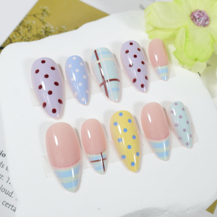 Artificial nail set with colorful patterns Kalsten