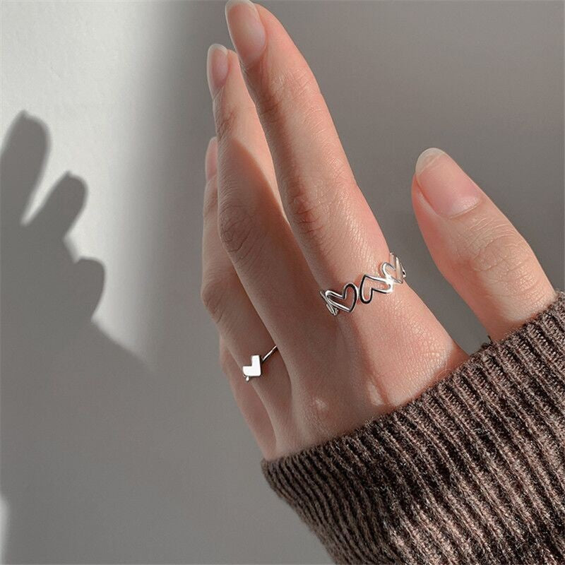 Elegant Heart and Wave Design Ring Kalsten