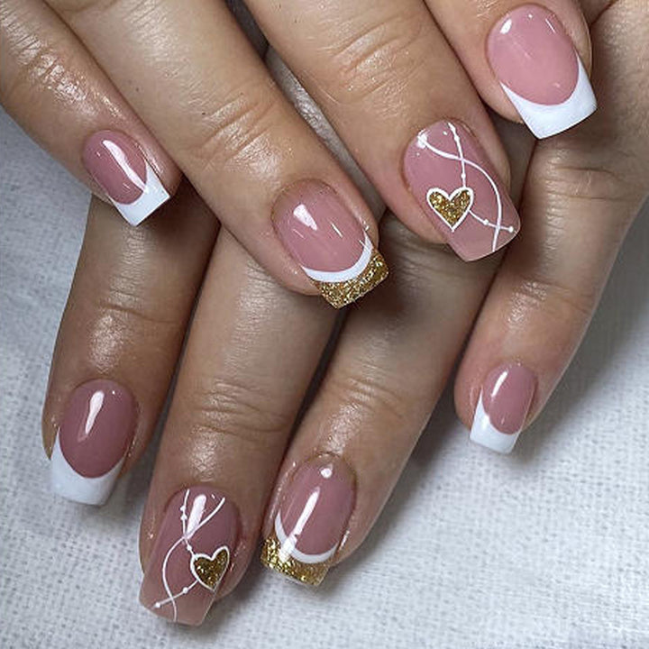 Elegant Heart-Themed Acrylic Nail Art Kalsten