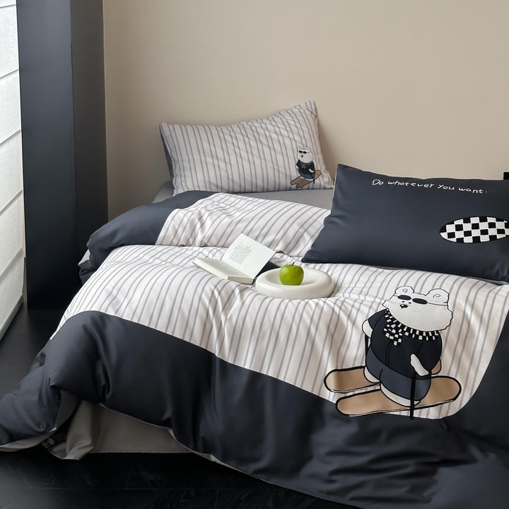 Bedding set made of cotton satin with teddy bear and breakfast print