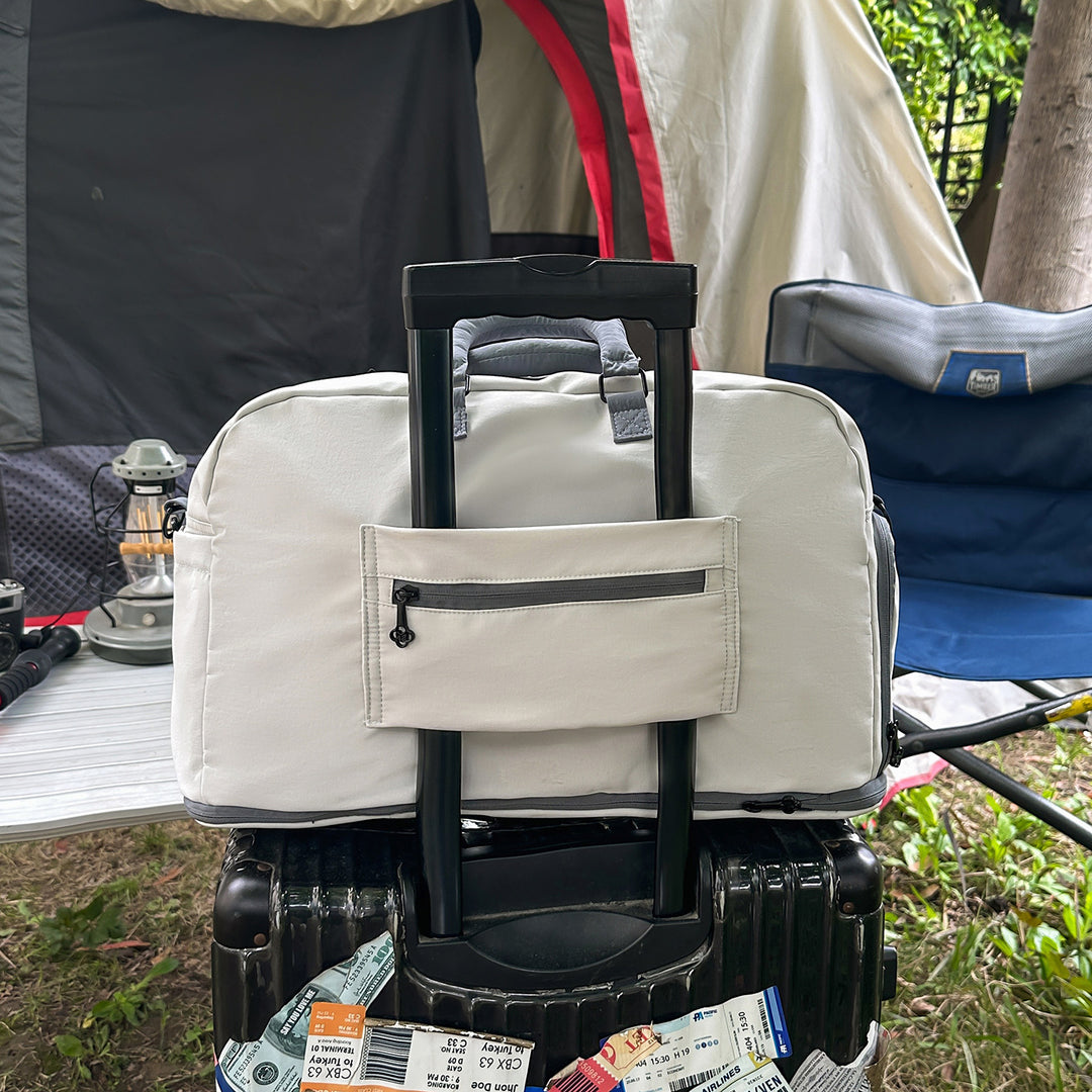 Versatile All-Weather Travel Duffle Bag Kalsten