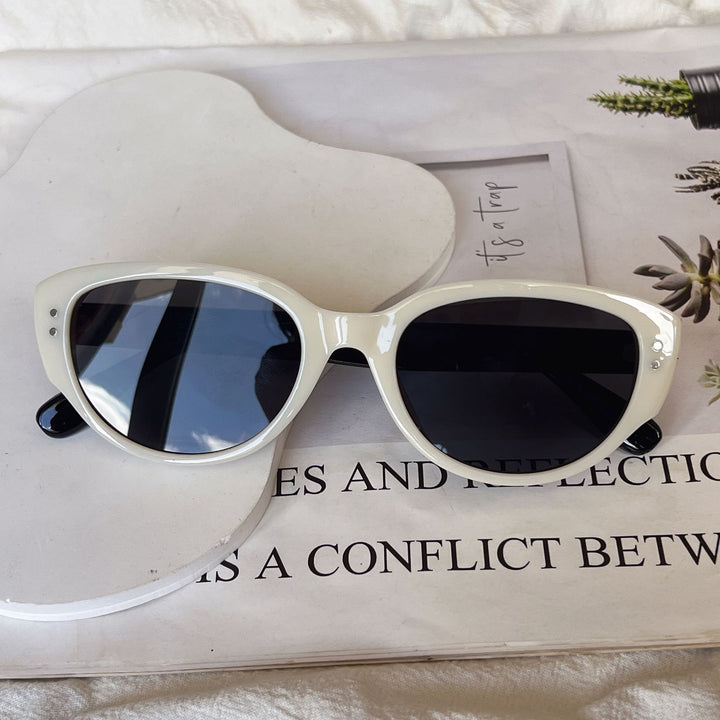 Cat-Eye Frame Sunglasses Kalsten