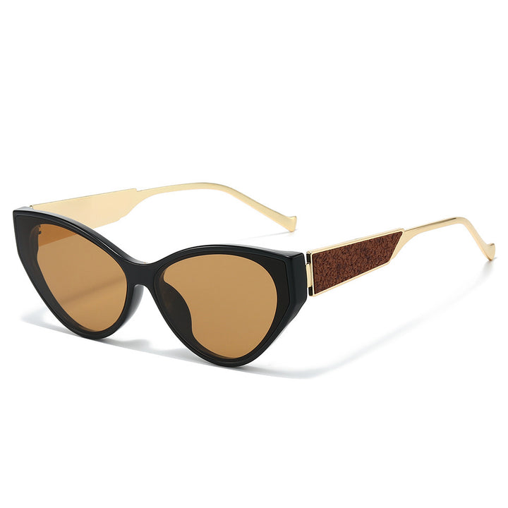 Chic Cat-Eye Sunglasses with Unique Detailing Kalsten