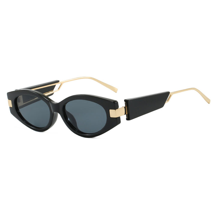 Ladies elegant Cat-Eye sunglasses with gold accents Kalsten