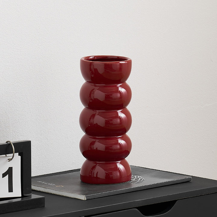 Modern ceramic vessel Kalsten
