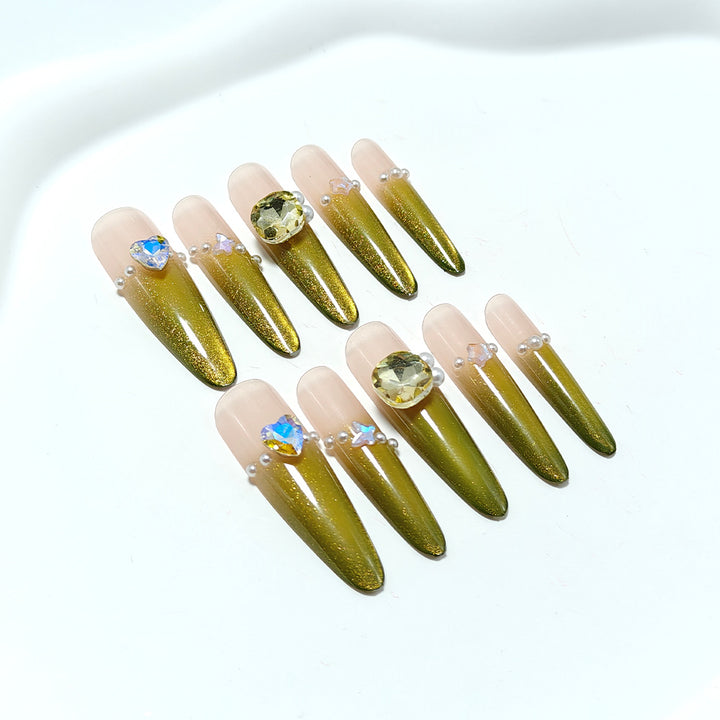 Artificial nails with Elegant Ombre Effect and Glitter Accents Kalsten