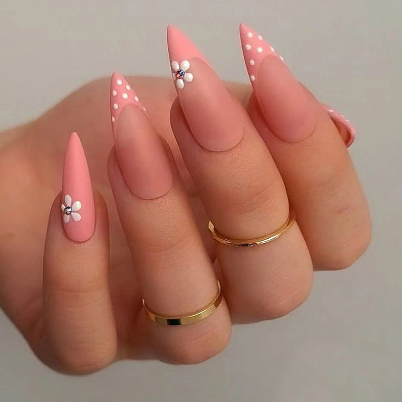 Elegant artificial nails in modern stiletto design Kalsten