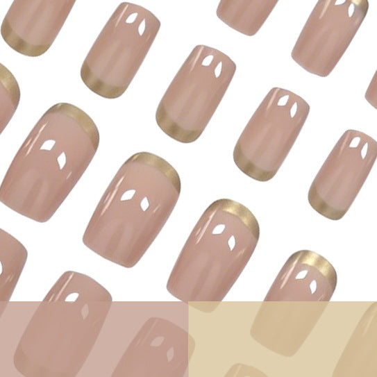 Elegant Gold-Trimmed Nail Art Kalsten