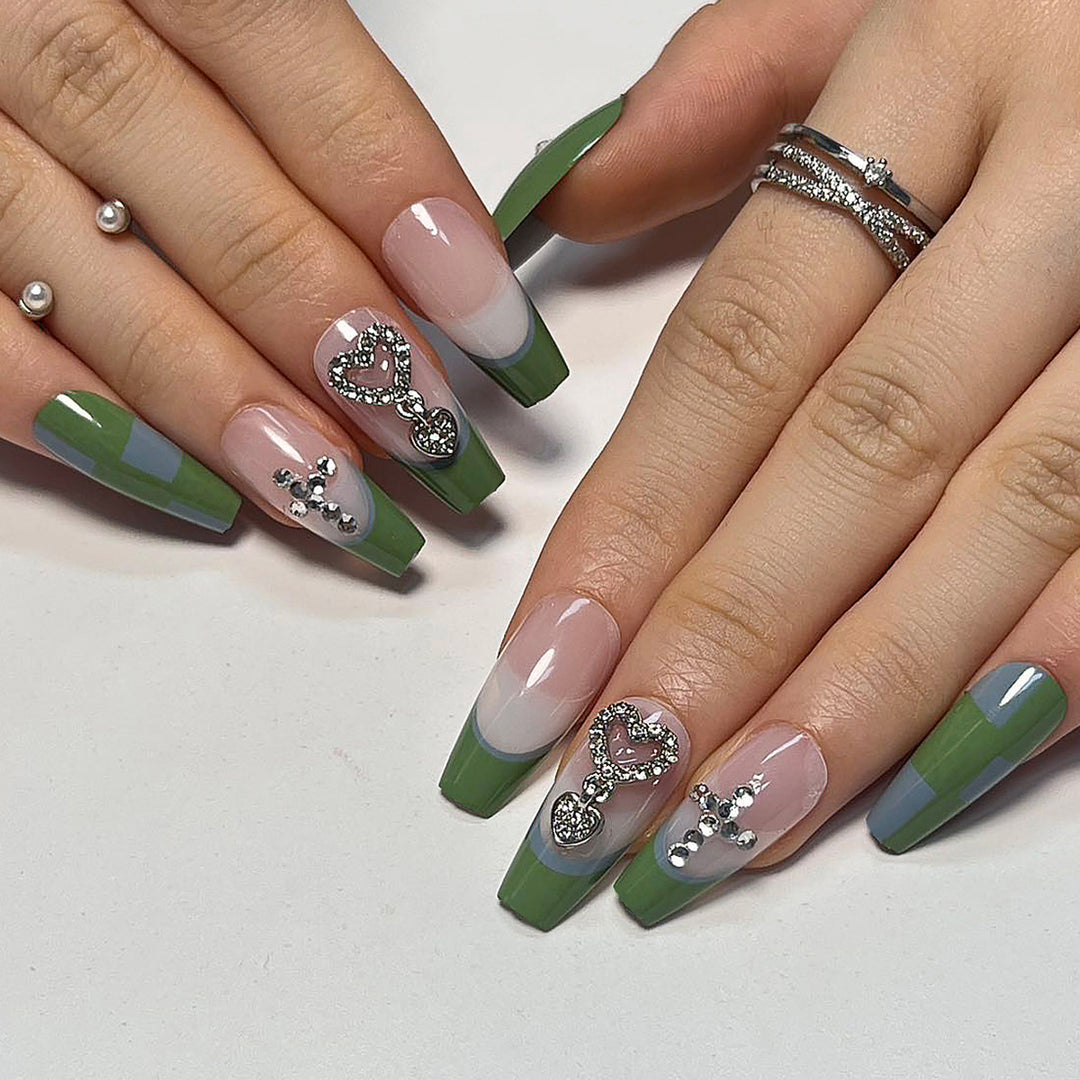 Artistic nail extensions with decorative jewelry effect Kalsten