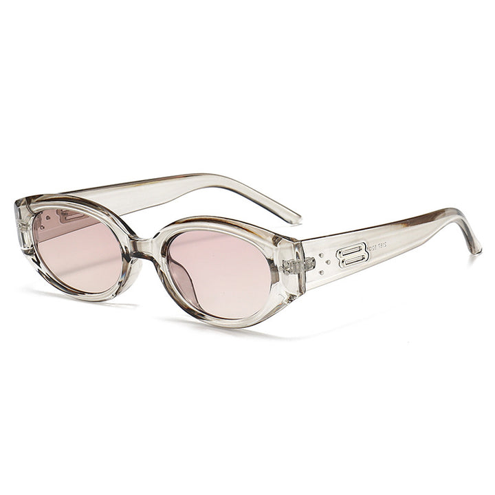 Retro-Inspired Oversized Sunglasses