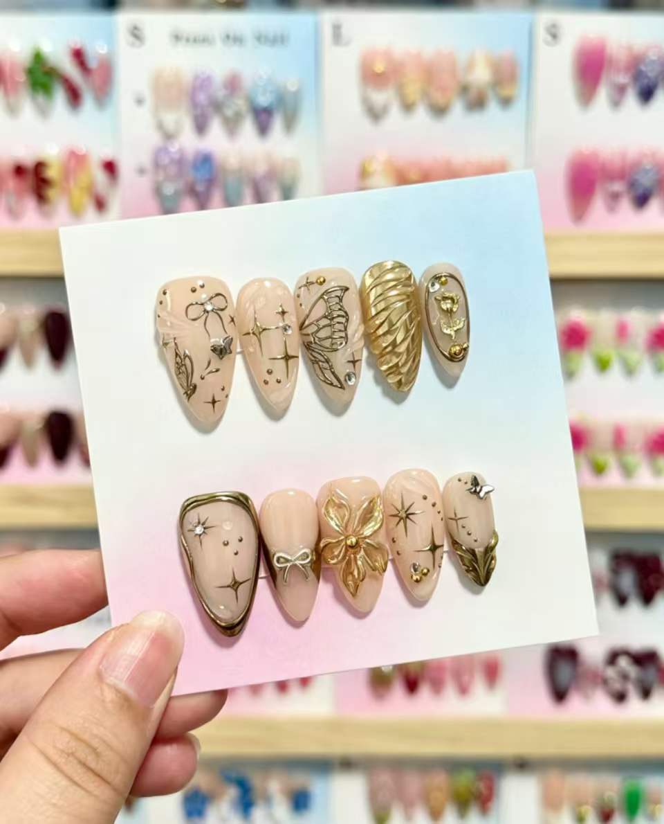 Artistic Reusable Press-On Nail Set