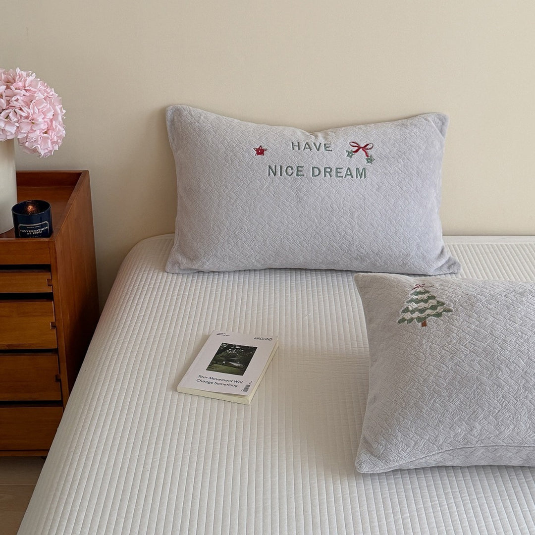 Quilted Pillowcase Set