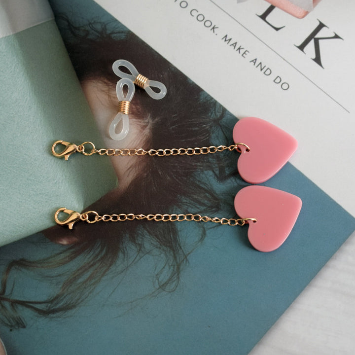 Heart-Shaped Dangle Earrings with Gold Chain Kalsten