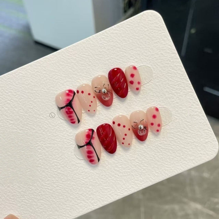 Creative Art Nails Set with Decorative Accents Kalsten