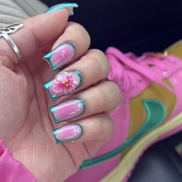 Creative nail art with floral applications Kalsten