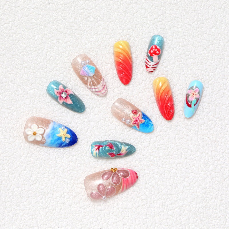 Artful nail designs with maritime motifs Kalsten