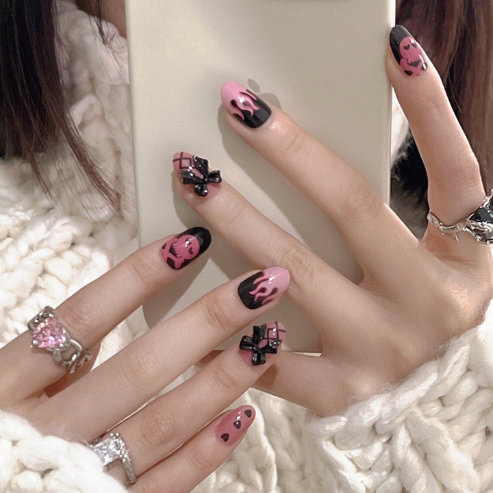 Artful Nail Art with Trendy Designs Kalsten