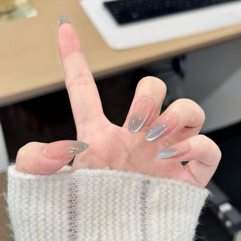 Artificial artificial nails with shimmering pearl effect Kalsten