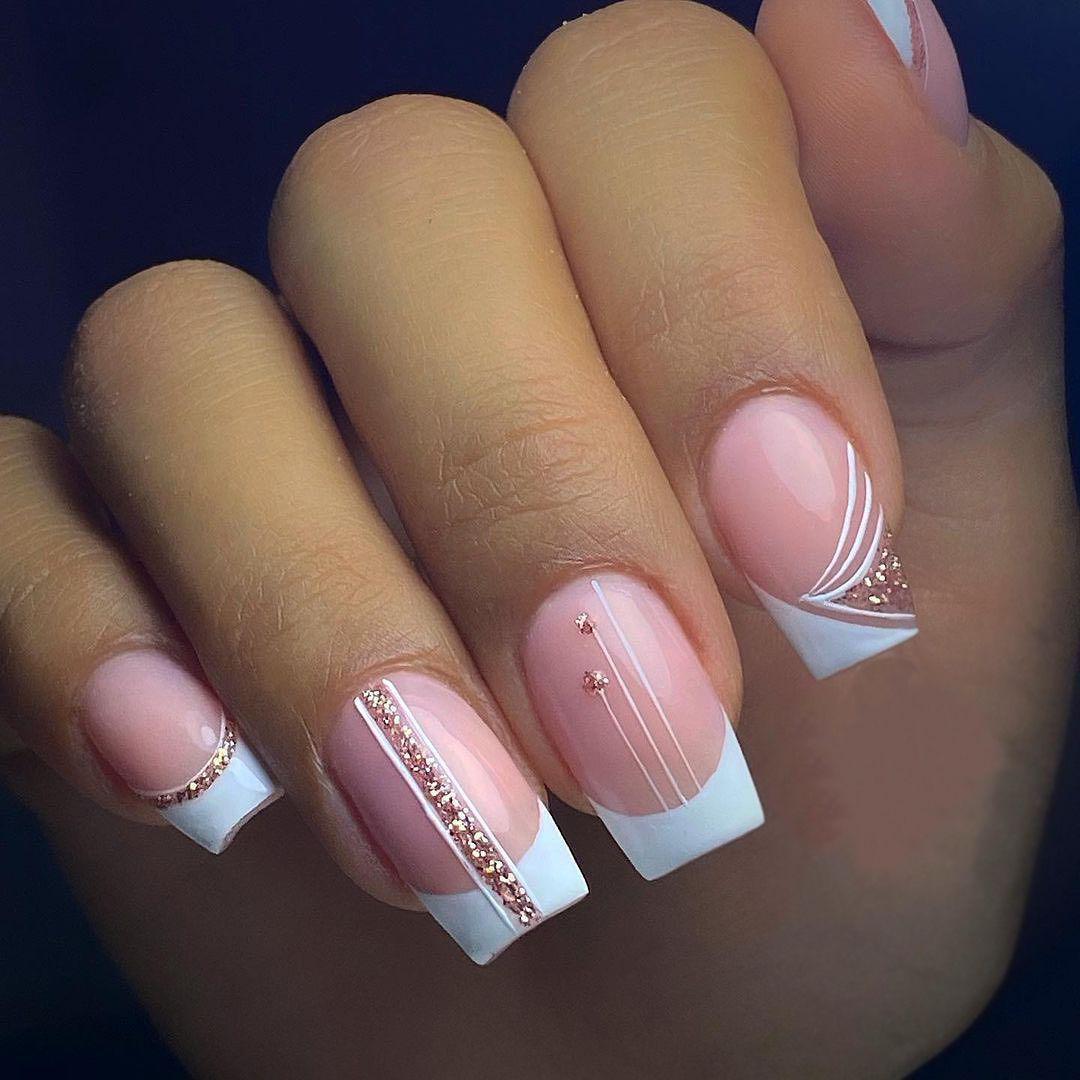 Elegant French Tip Acrylic Nail Art Kalsten