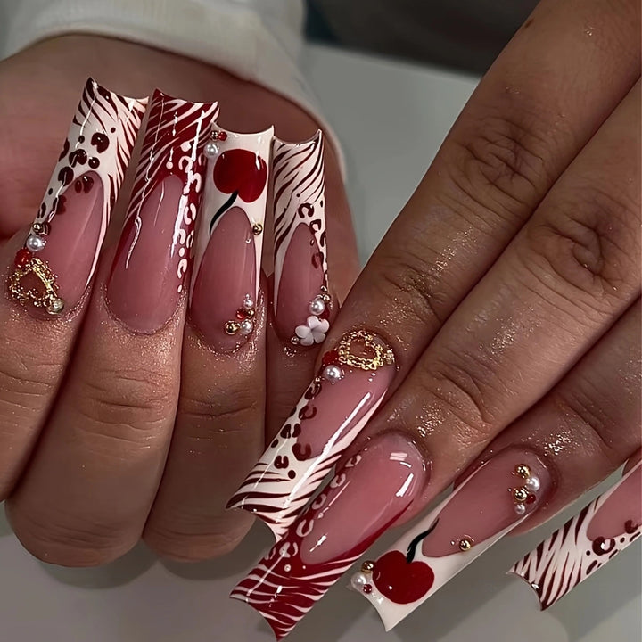 Decorative Press-On Nail Set Kalsten
