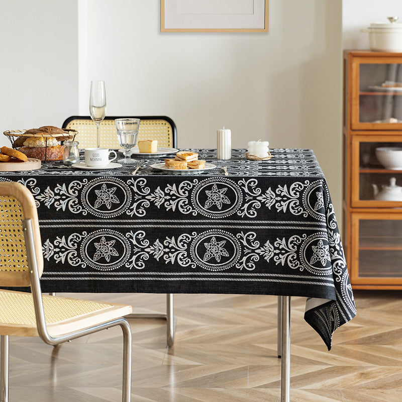 Reversible jacquard tablecloth with floral medallion reliefs Kalsten