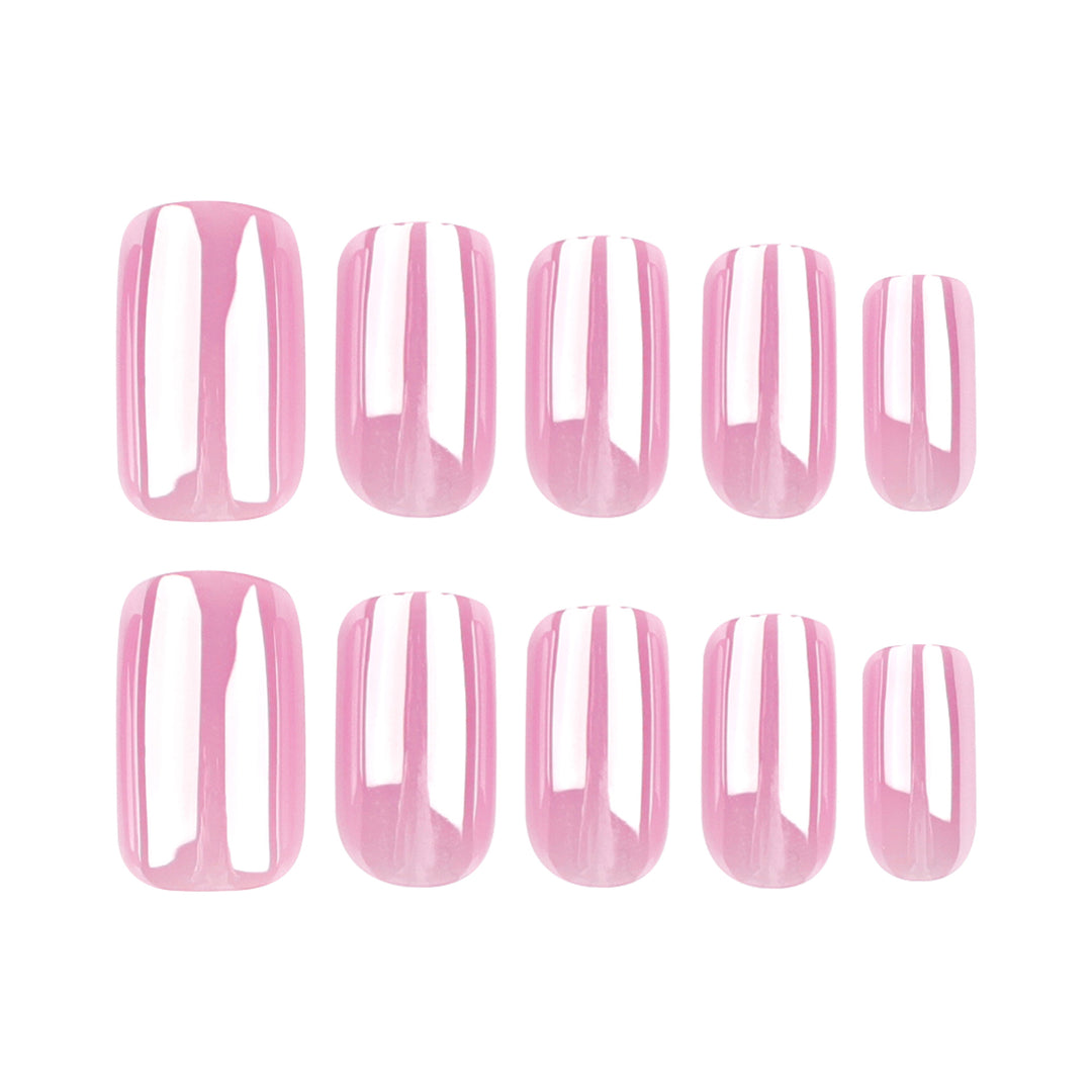 Artistic Nail Extensions with Shimmering Effect Kalsten