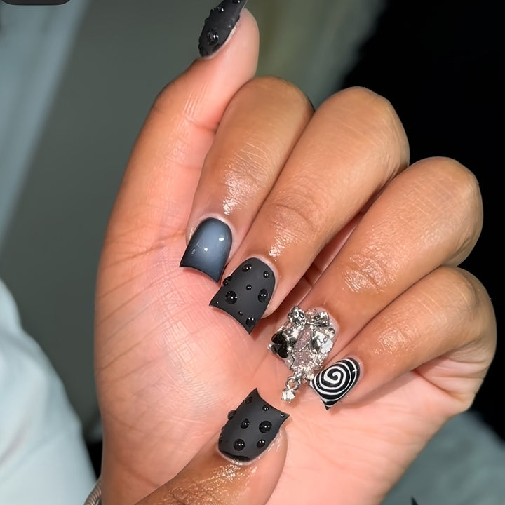 Stylish Press-On Nail Art Set Kalsten