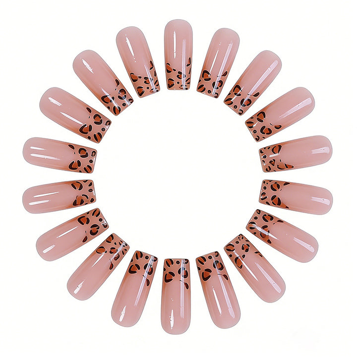Artistic Nail Design Kalsten