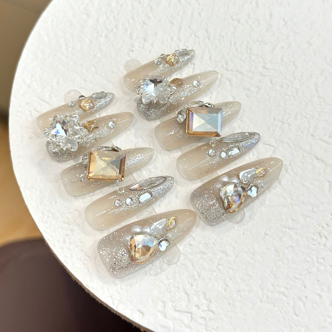 Luxurious Rhinestone-Embellished Press-On Nails