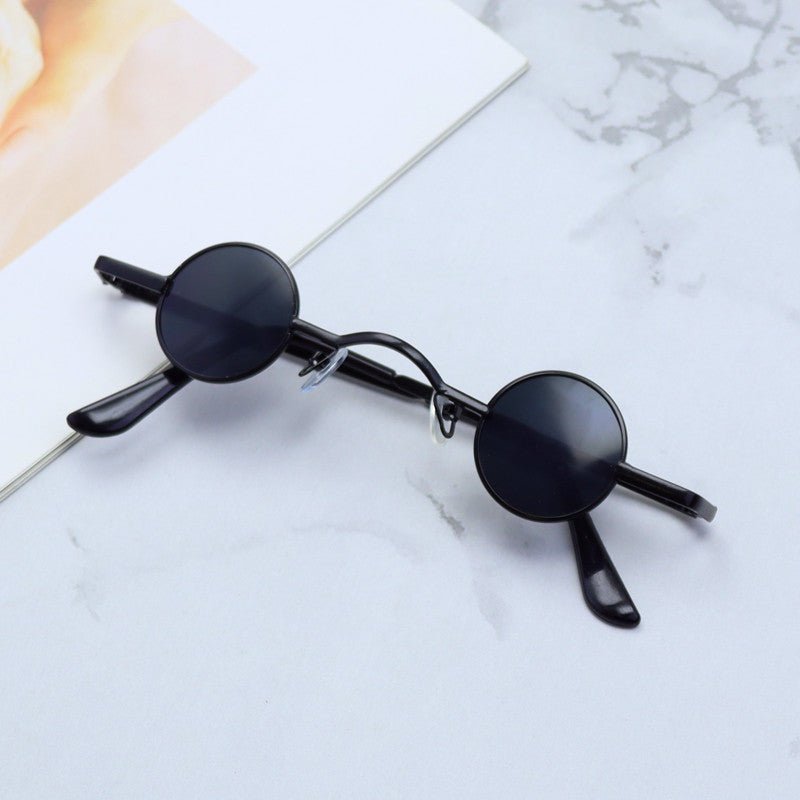 Retro-Inspired Round Metal Frame Sunglasses Kalsten