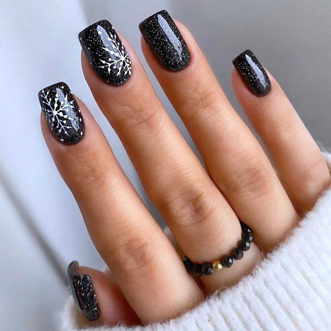 Artistic Press-On Nail Set with Chic Snowflake Design kalsten