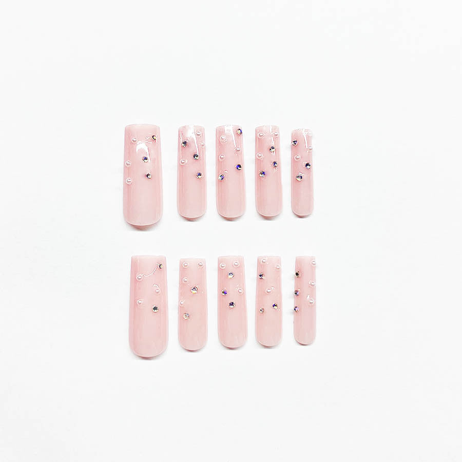 Acrylic nail set with sparkling rhinestone embellishments Kalsten