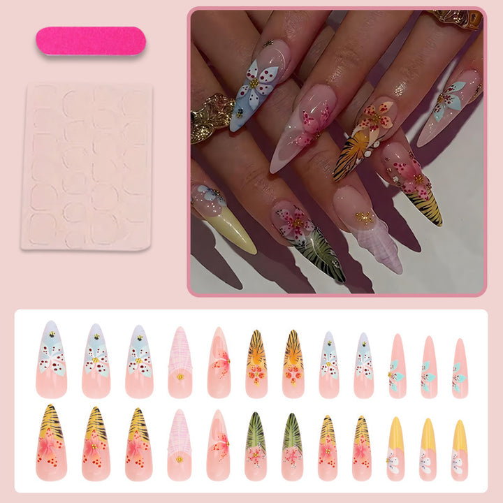 Nail art set with elegant floral designs Kalsten