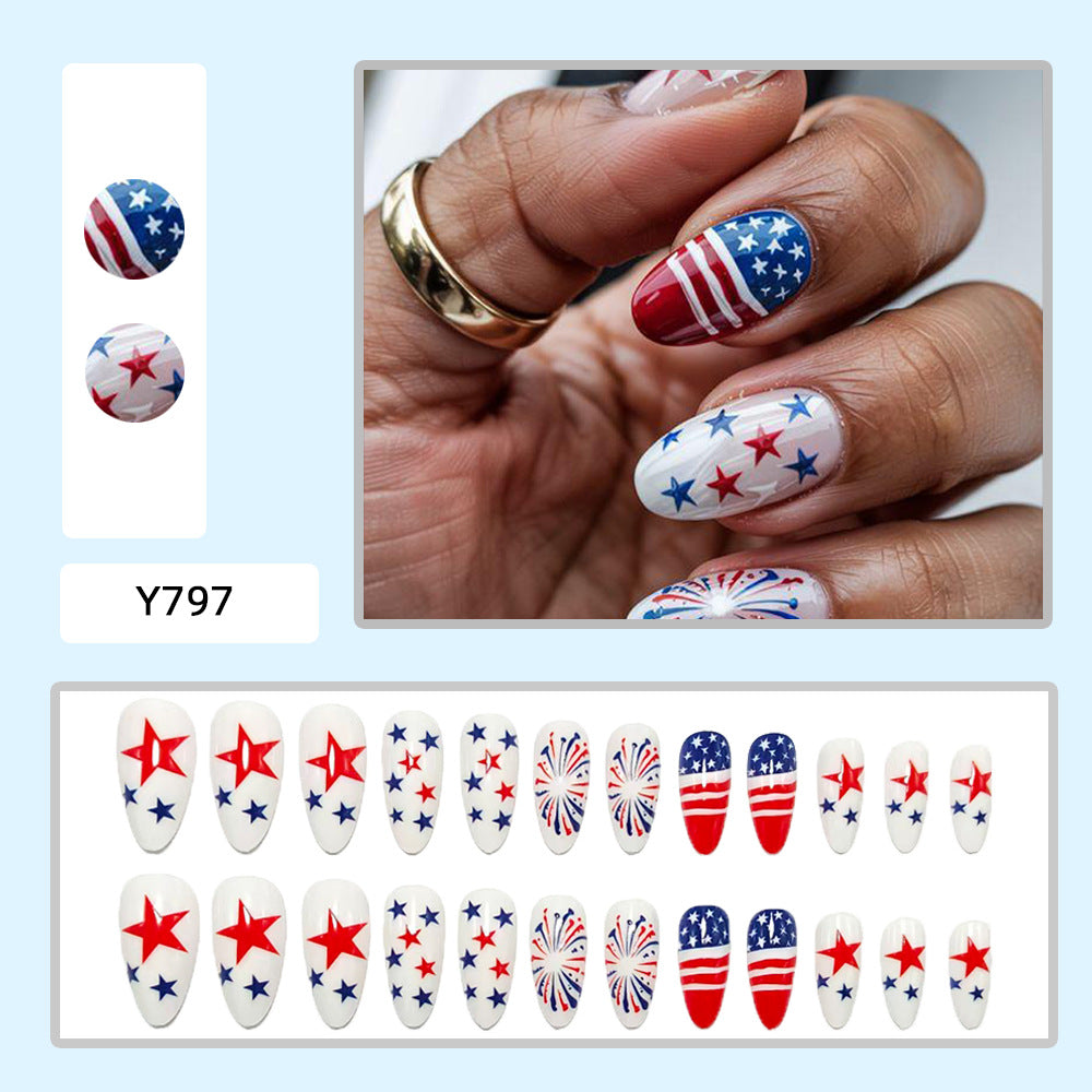 Art nails with patriotic designs Kalsten