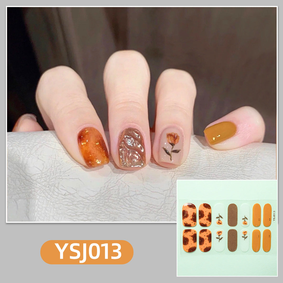 Artistic nail decoration with glitter details Kalsten
