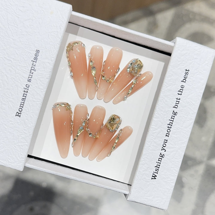 Artificial nails with Romantic Glamour Design Kalsten