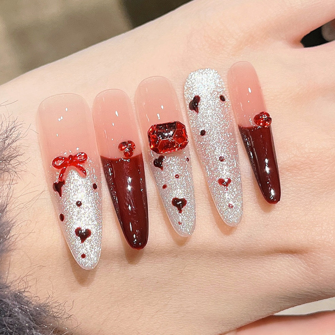Heart-Embellished Press-On Nail Art Kalsten