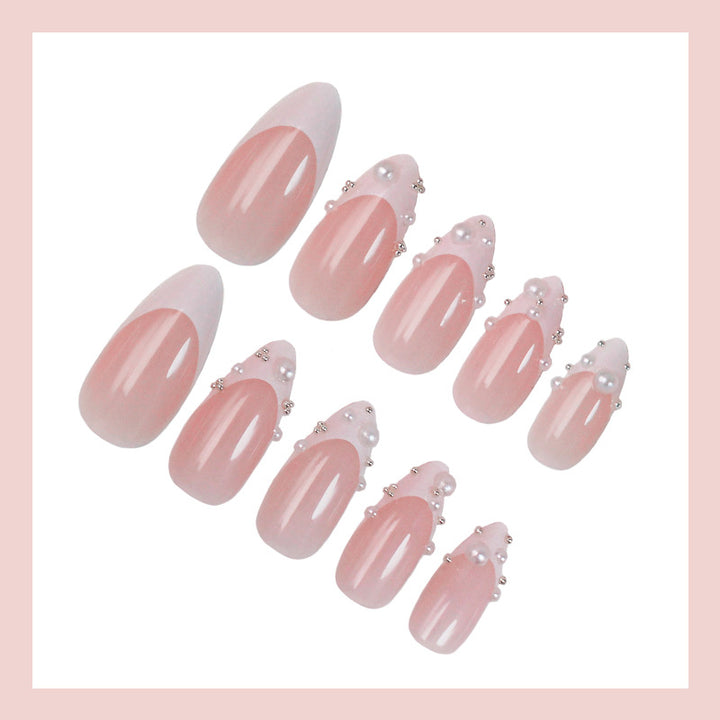 Artificial nail set with elegant pearl and lace embellishments Kalsten