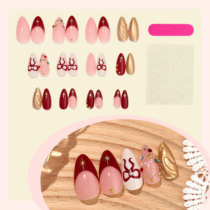 Creative Nail Art Set with Stylish Details Kalsten
