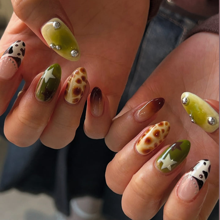 Creative artistic nails with unique animal designs Kalsten