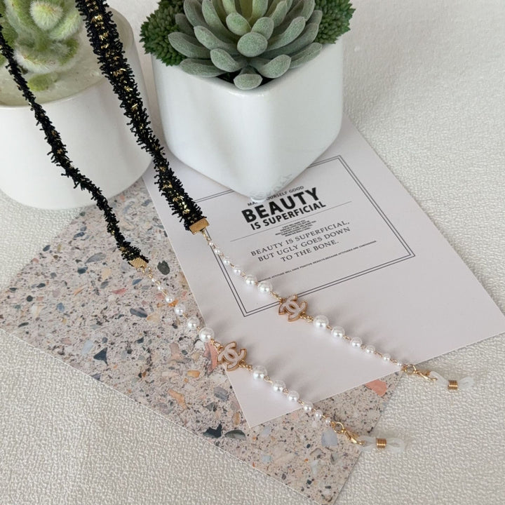 Decorative Pearl and Textured Eyewear Chain Kalsten