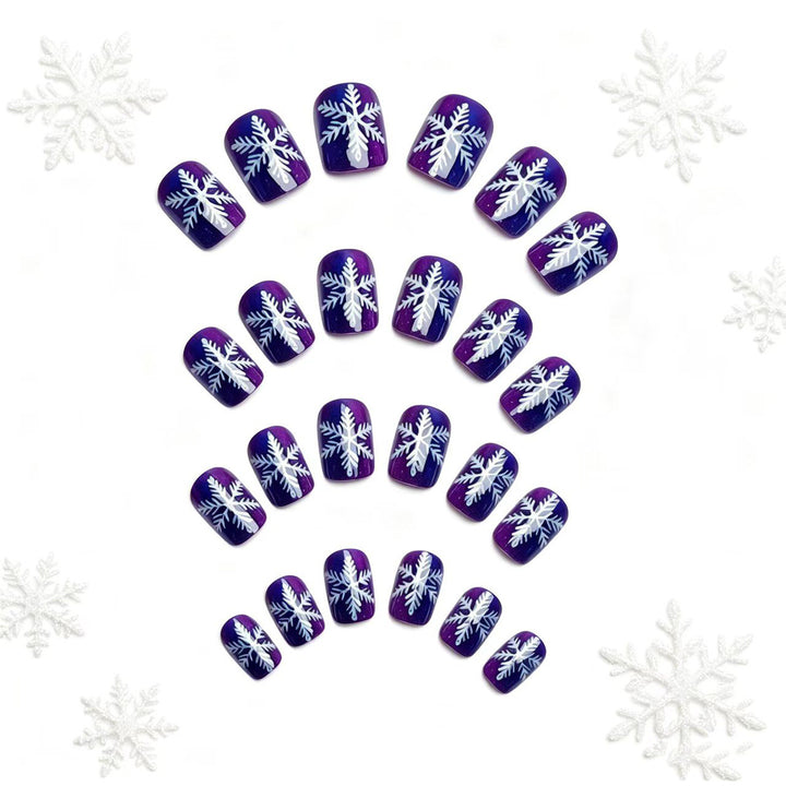 Artificial nails with festive snowflake design Kalsten