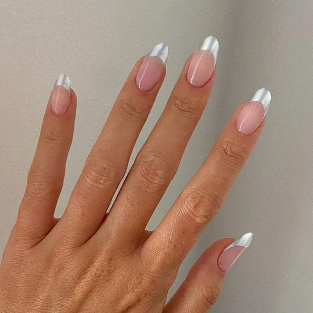 Stylish French Tip Press-On Nails Kalsten
