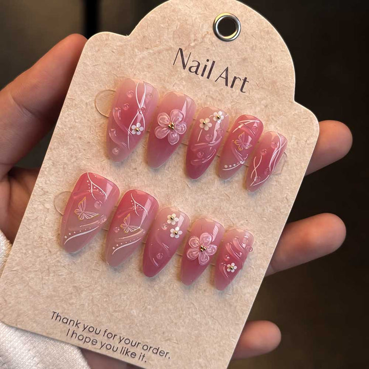 Floral-Embellished Press-On Nail Kit Kalsten