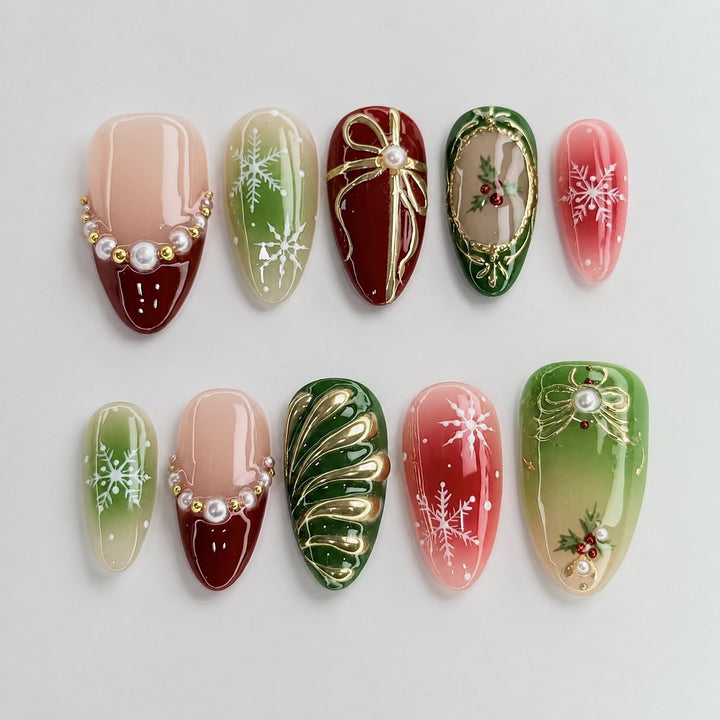 Artificial nail set with festive Christmas designs Kalsten