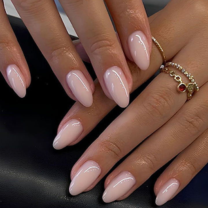 Glamorous stiletto nails with elegant star design Kalsten