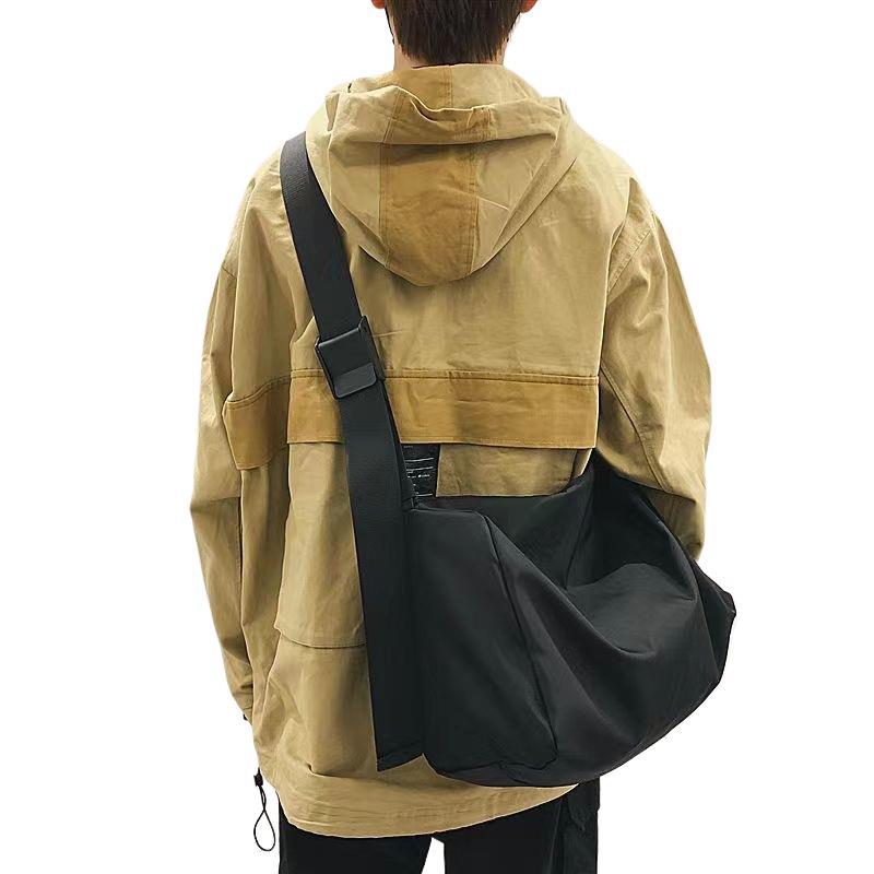 Modern shoulder bag Kalsten