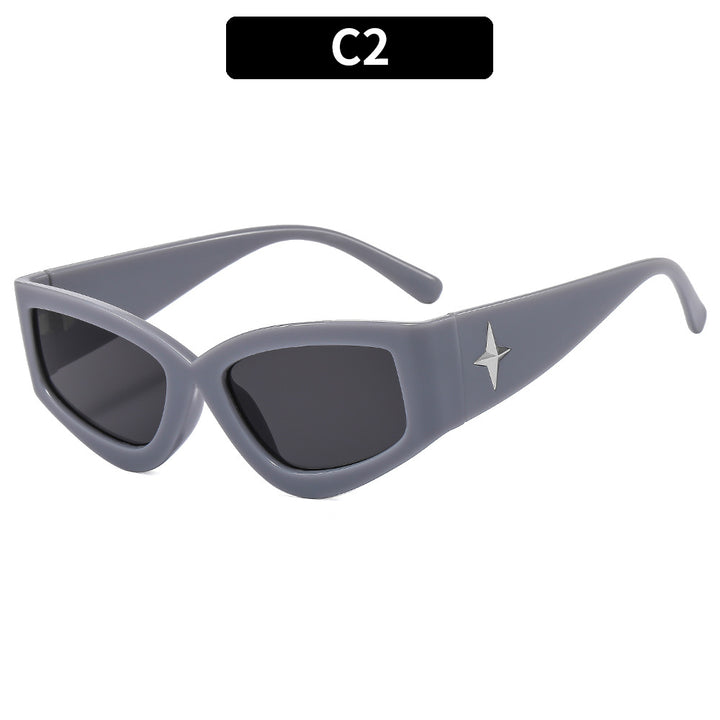 Chic Cat-Eye Sunglasses with Elegant Star Detail